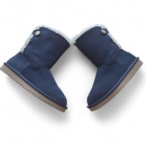 Koolaburra by UGG Women’s Boots Size 7 Navy Suede Faux‎ Fur Lined Style 10201